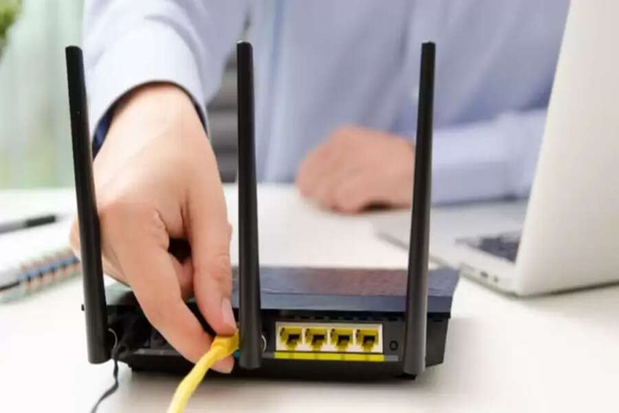 Fast Internet: Does a router with more antennas mean faster internet ...